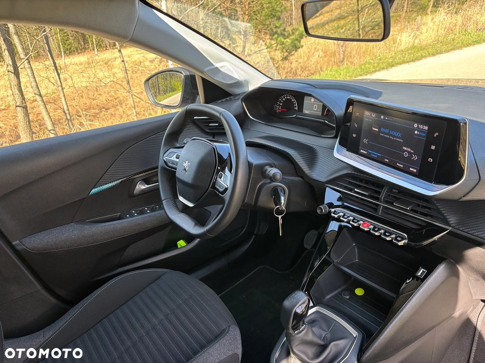 Peugeot 208 1.2 PureTech Style S&S - 12