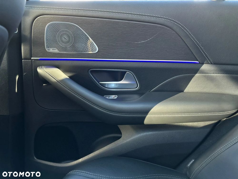 Mercedes-Benz GLE - 24