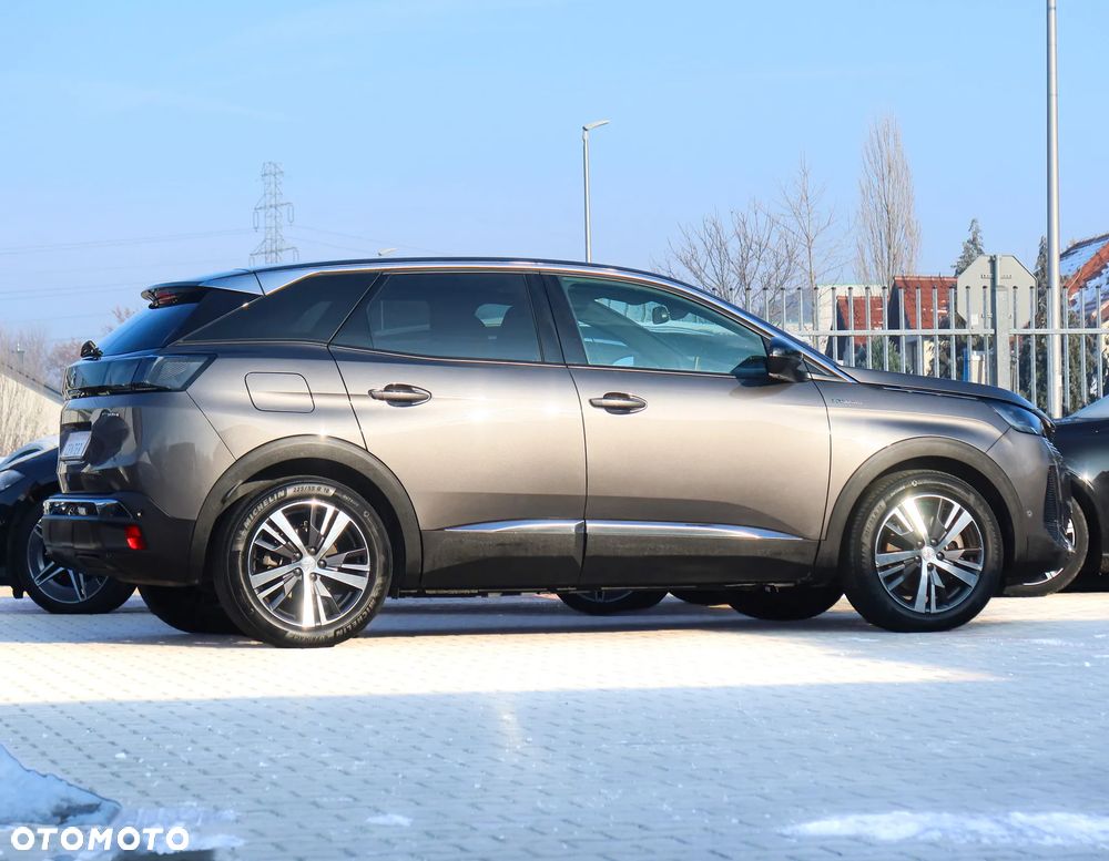 Peugeot 3008 1.6 PureTech HYbrid4 GT S&S EAT8 - 5
