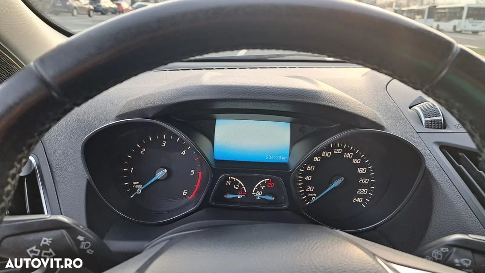 Ford Kuga 2.0 TDCi Powershift 4WD Titanium - 16