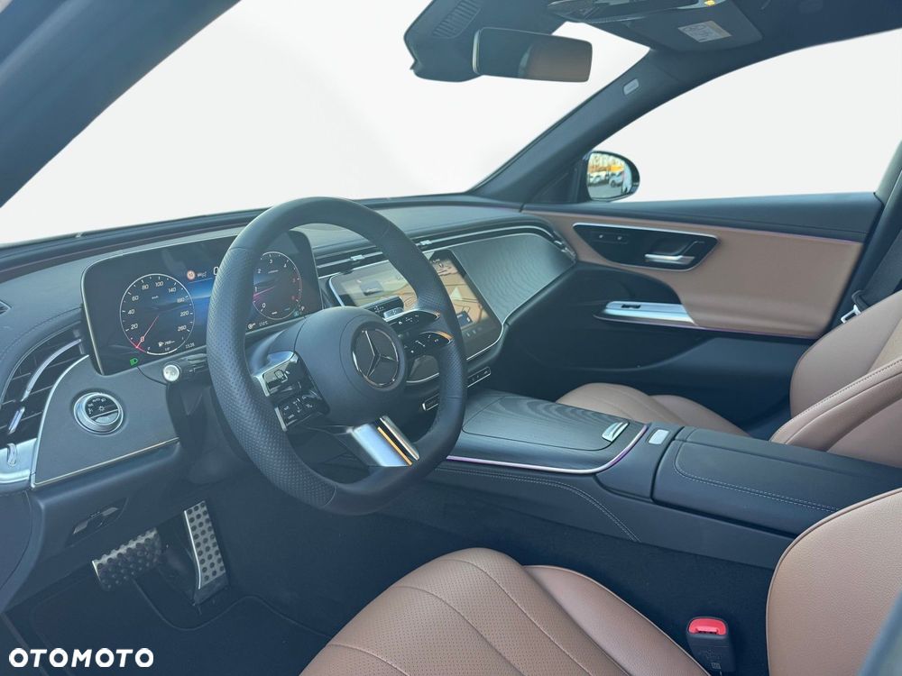 Mercedes-Benz Klasa E - 12