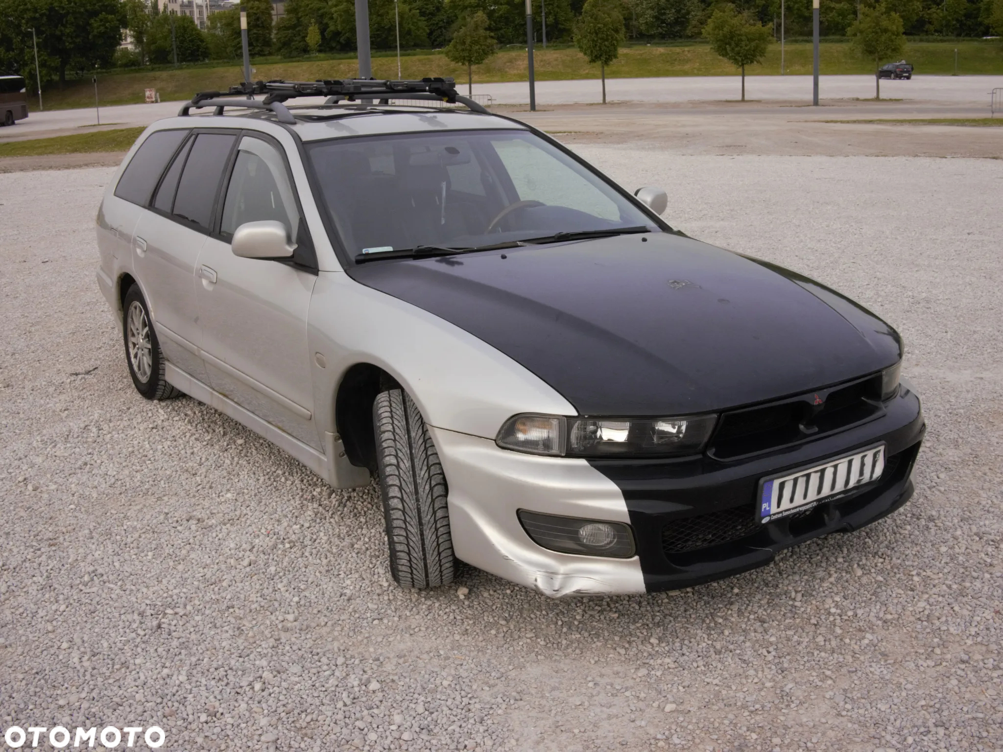 Mitsubishi Galant - 9