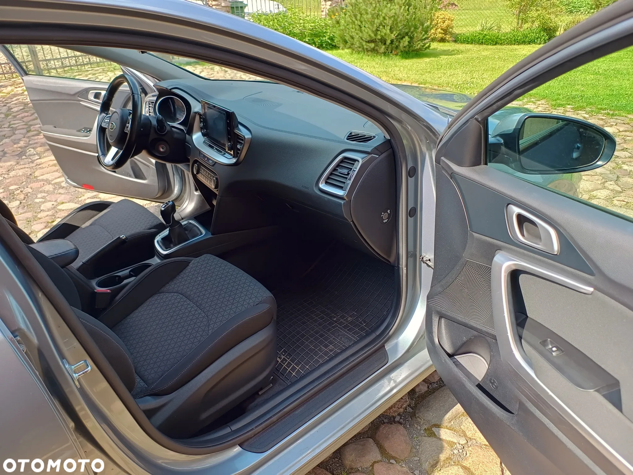 Kia Ceed 1.0 T-GDI M - 13