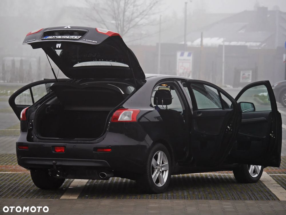 Mitsubishi Lancer - 4