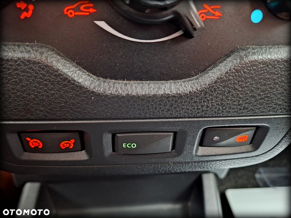 Dacia Lodgy 1.6 Laureate - 17