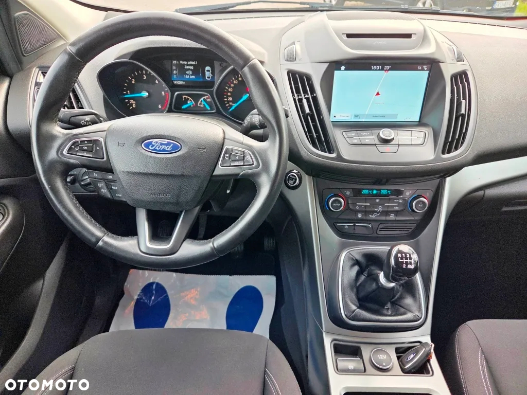 Ford Kuga 2.0 TDCi 2x4 Business Edition - 31