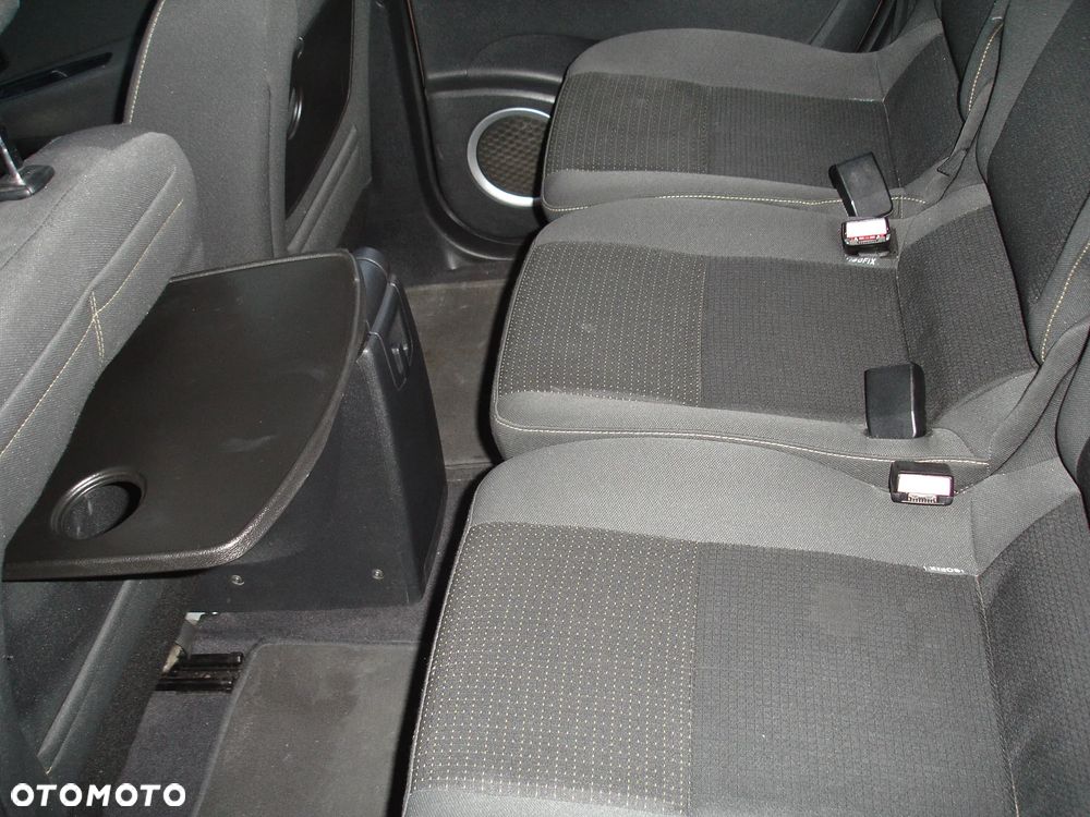 Renault Grand Scenic - 23