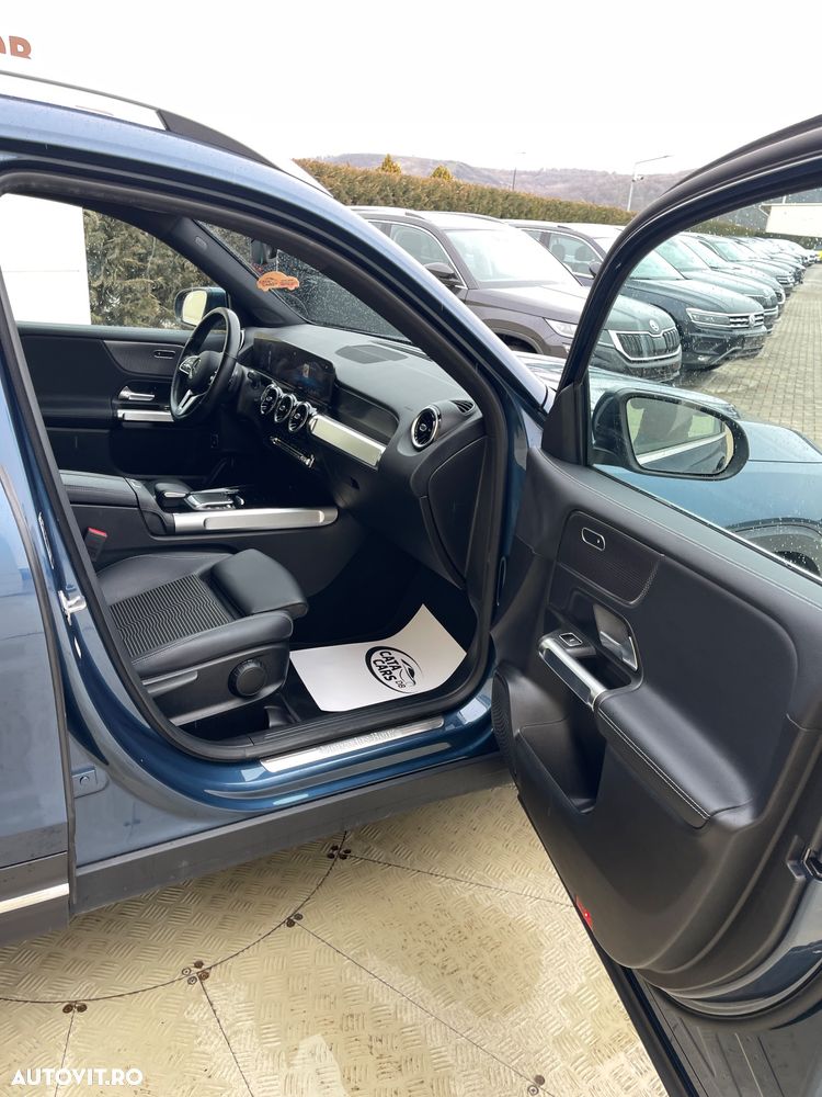 Mercedes-Benz GLB - 21