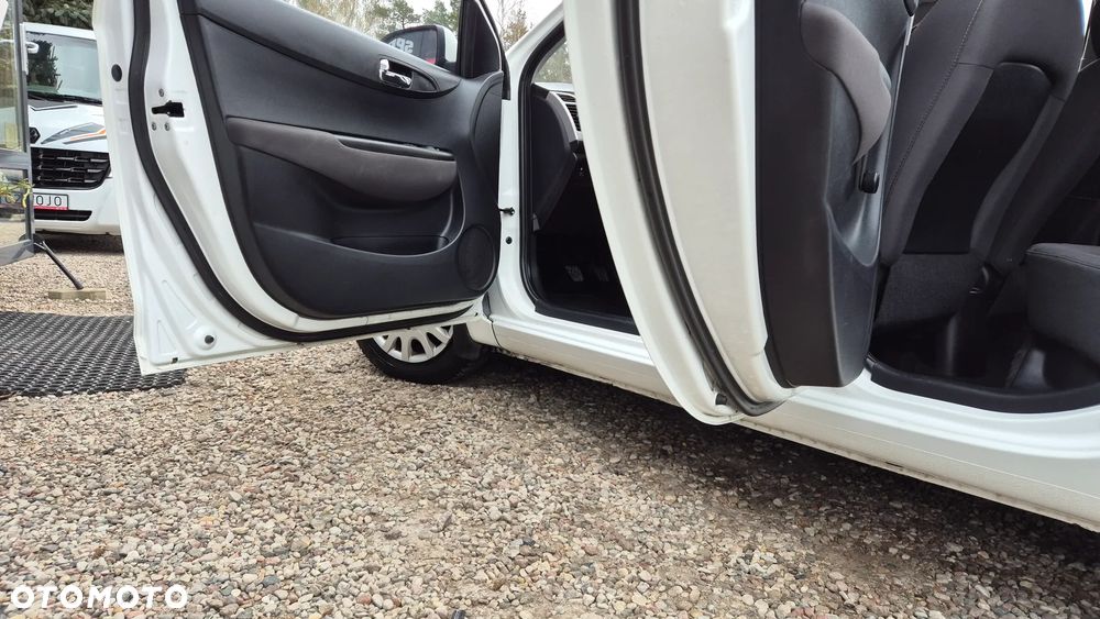 Hyundai i20 1.2 Edition Plus - 12