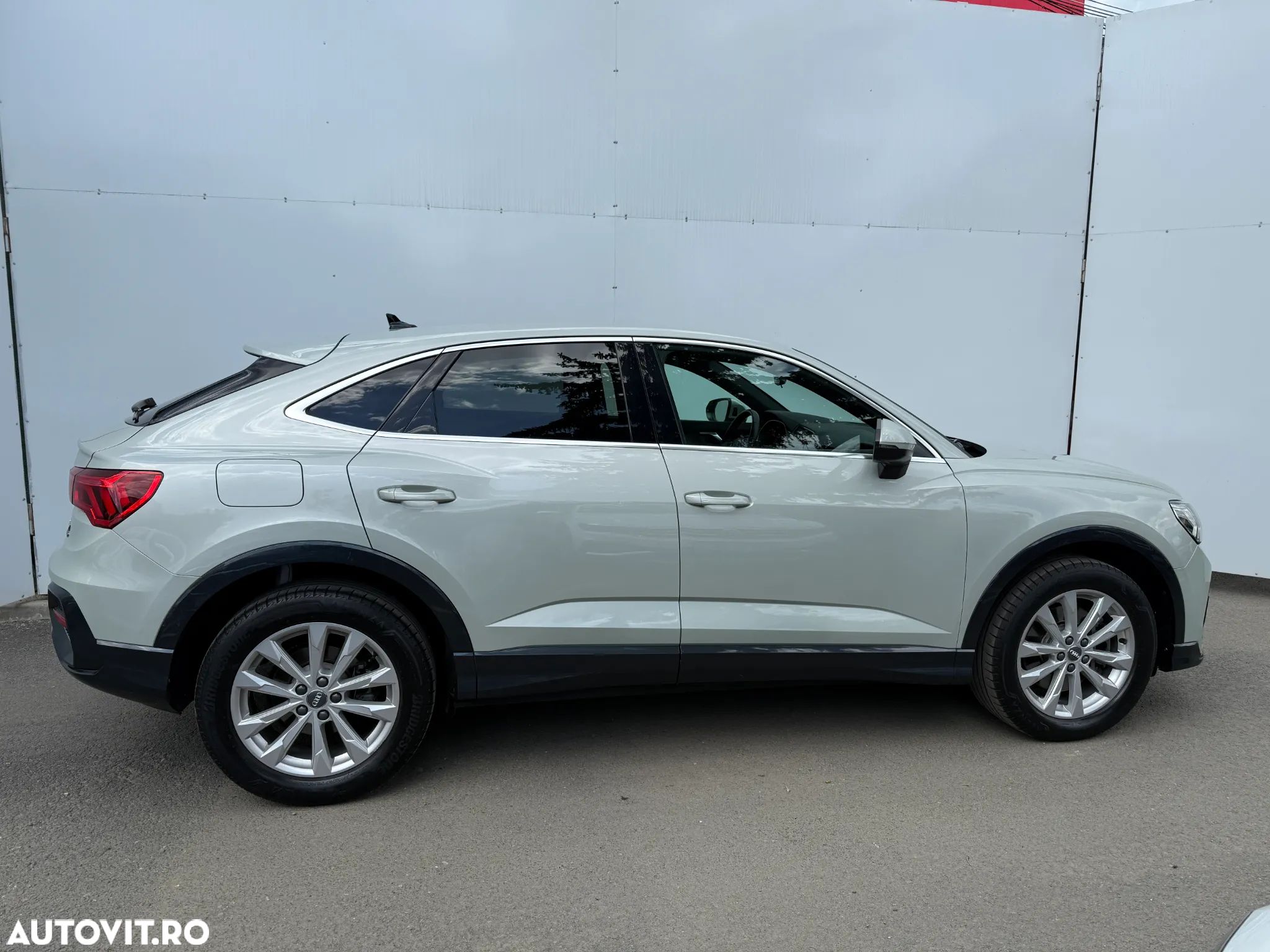 Audi Q3 Sportback 2.0 40 TDI quattro S tronic S Line - 5