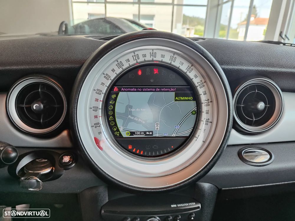 MINI 3 Portas One D - 28