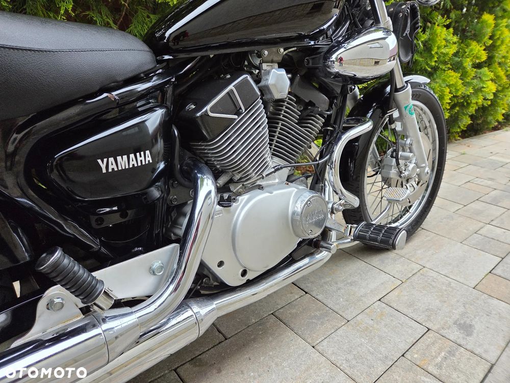 Yamaha XV - 17
