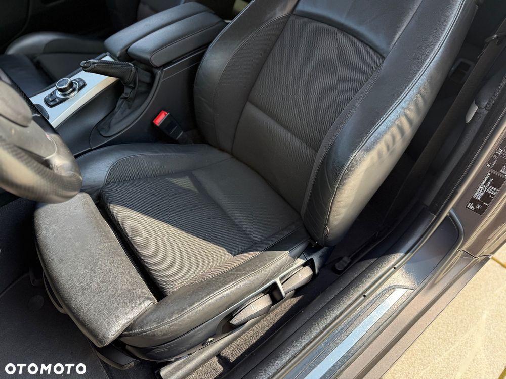 BMW Seria 3 320d - 25