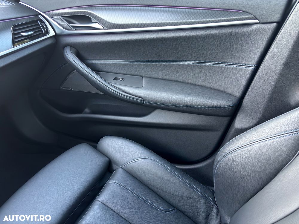 BMW Seria 5 520d Aut. M Sport Edition - 23