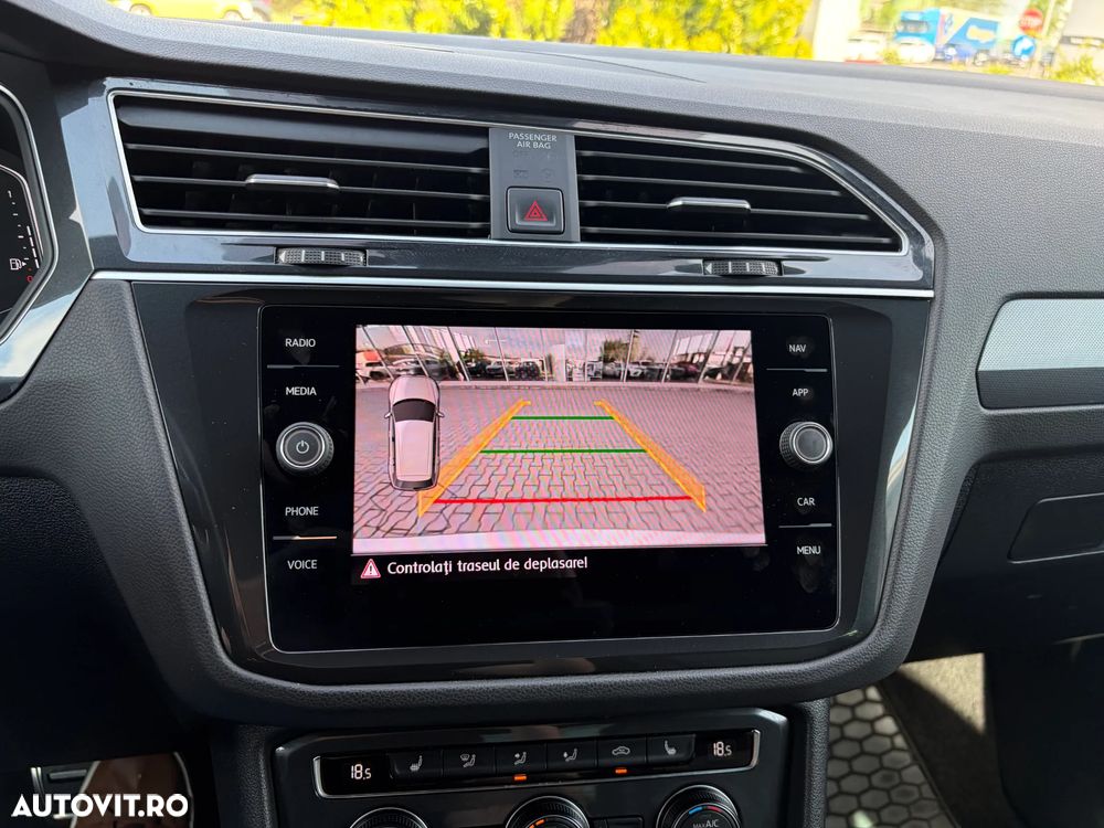 Volkswagen Tiguan 2.0 TSI OPF DSG 4Motion R-Line - 30