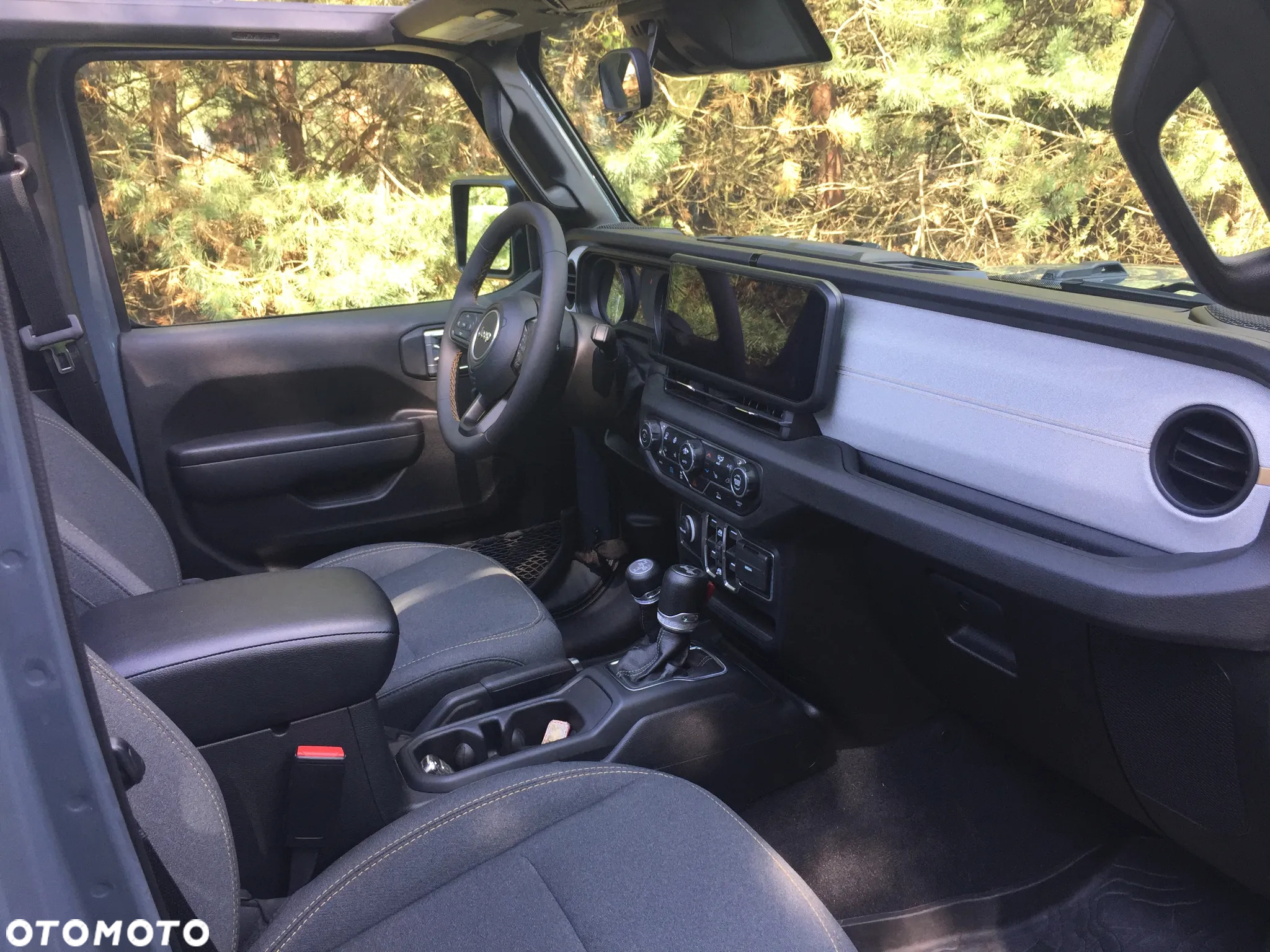 Jeep Wrangler - 9