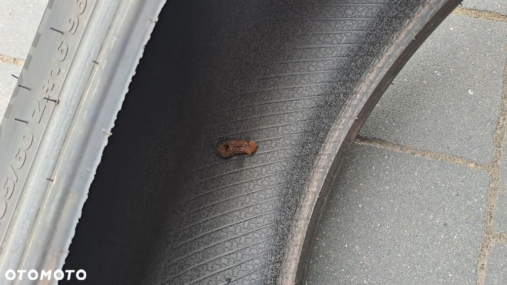 Opona letnia Kumho Ecsta HS52 205/60 ZR16 - 4
