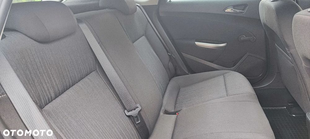 Opel Astra 1.4 Turbo Selection - 23