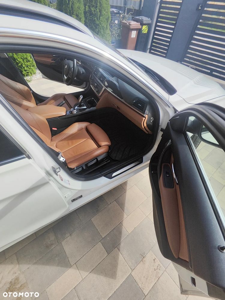 BMW Seria 3 320d Eff.Dynamics - 22