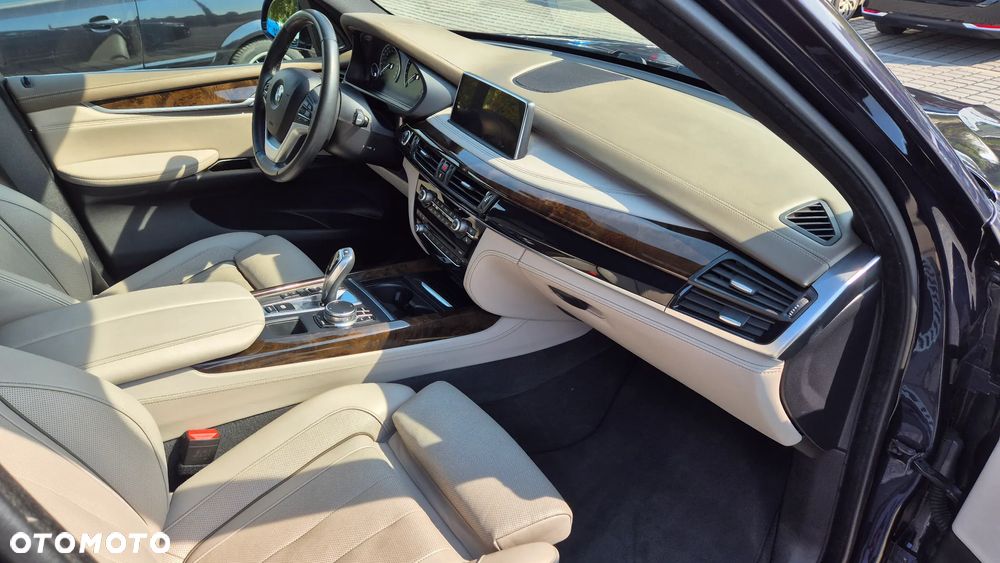 BMW X5 3.5i xDrive - 9