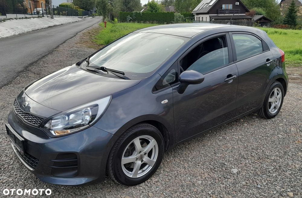 Kia Rio - 3