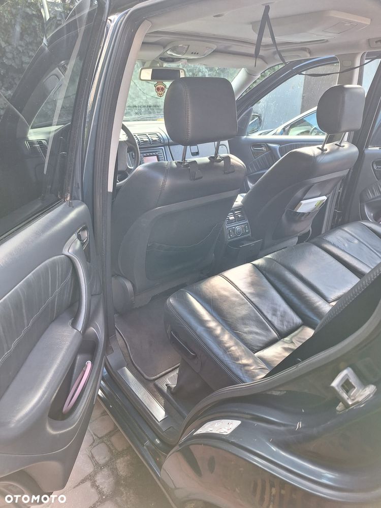 Mercedes-Benz ML - 10