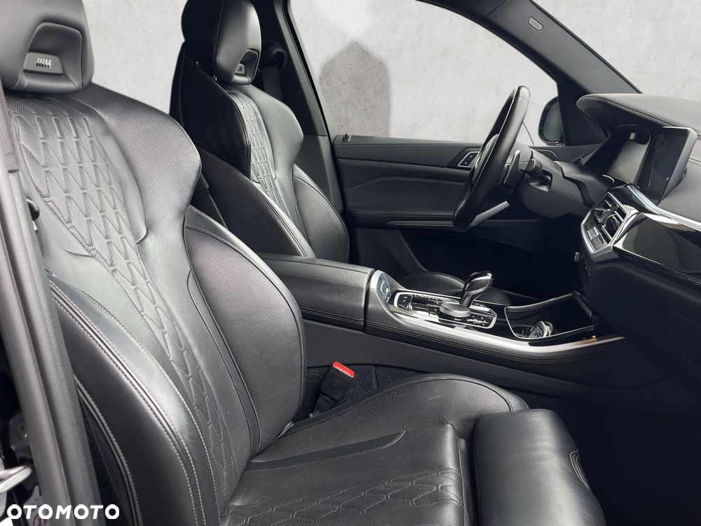 BMW X5 xDrive45e - 12