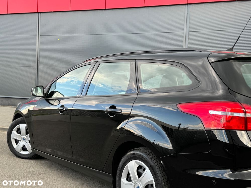 Ford Focus SW 1.5 TDCi Titanium ASS PowerShift - 14