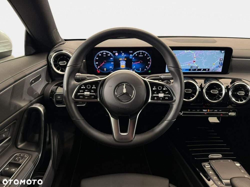 Mercedes-Benz CLA - 18