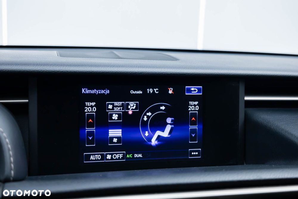 Lexus IS 250 Prestige - 32