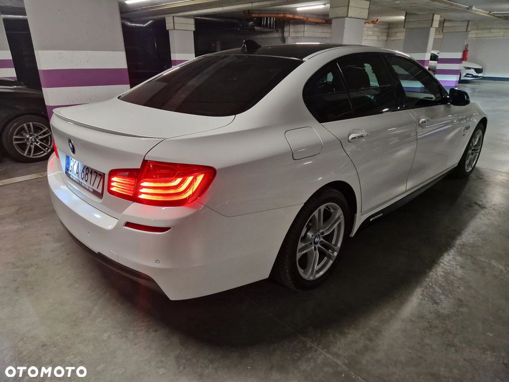 BMW Seria 5 520d xDrive - 5