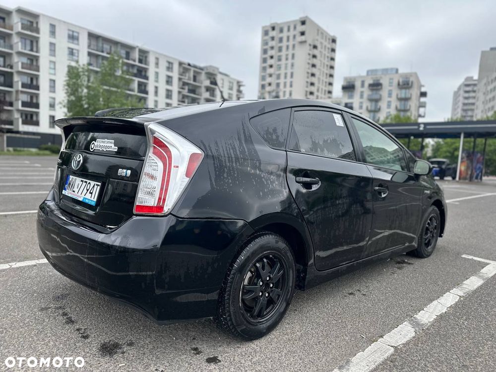 Toyota Prius 1.8 HSD Premium - 6