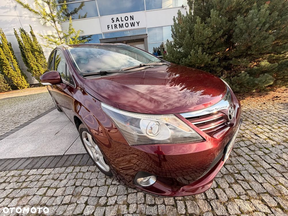 Toyota Avensis 1.8 Multidrive S Executive - 25