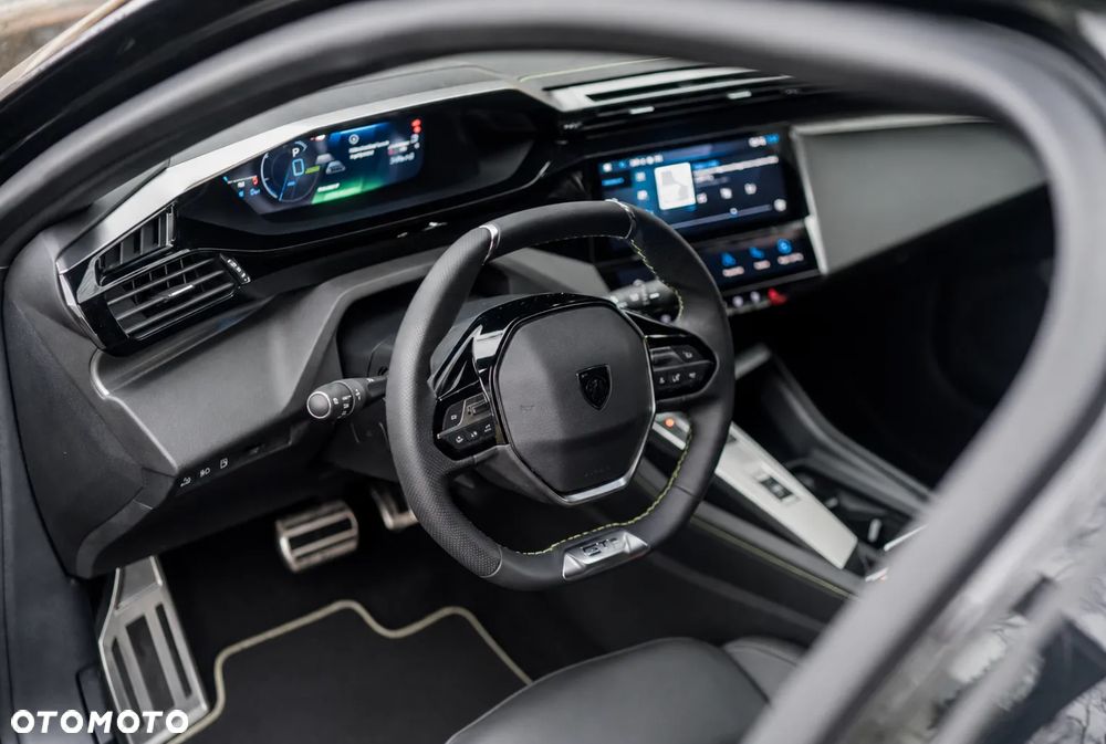 Peugeot 408 1.6 Plug-In Hybrid 225 GT E-DCS7 - 5