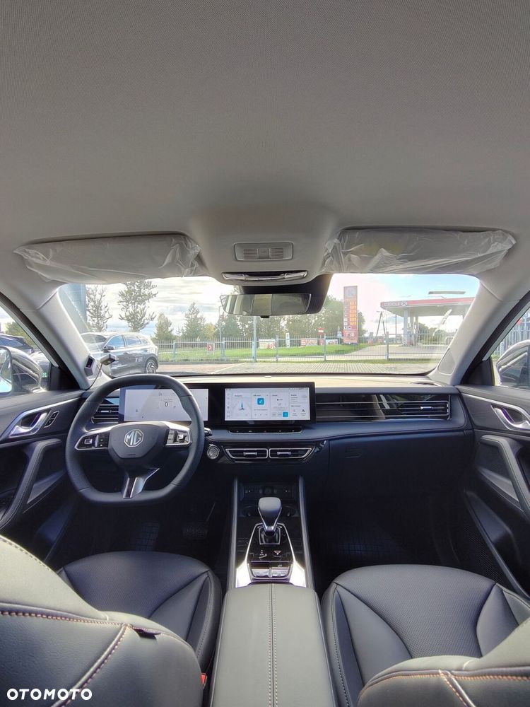 MG HS 1.5 T-GDI Exclusive DCT - 14