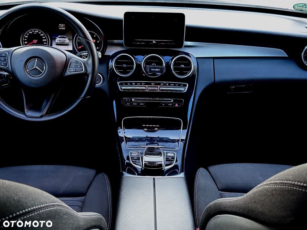 Mercedes-Benz Klasa C 220 d T 9G-TRONIC - 12