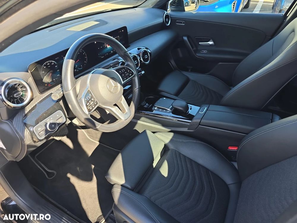 Mercedes-Benz A - 10