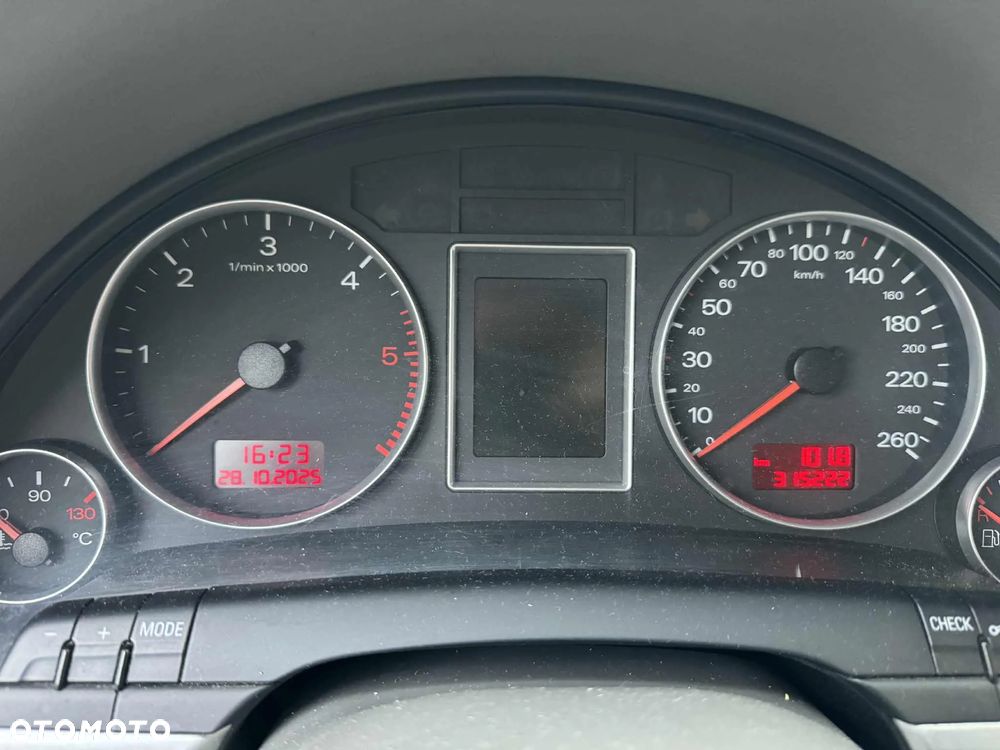 Audi A4 Avant 1.9 TDI - 10