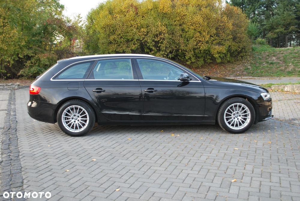 Audi A4 Avant 2.0 TDI DPF quattro S tronic Attraction - 8