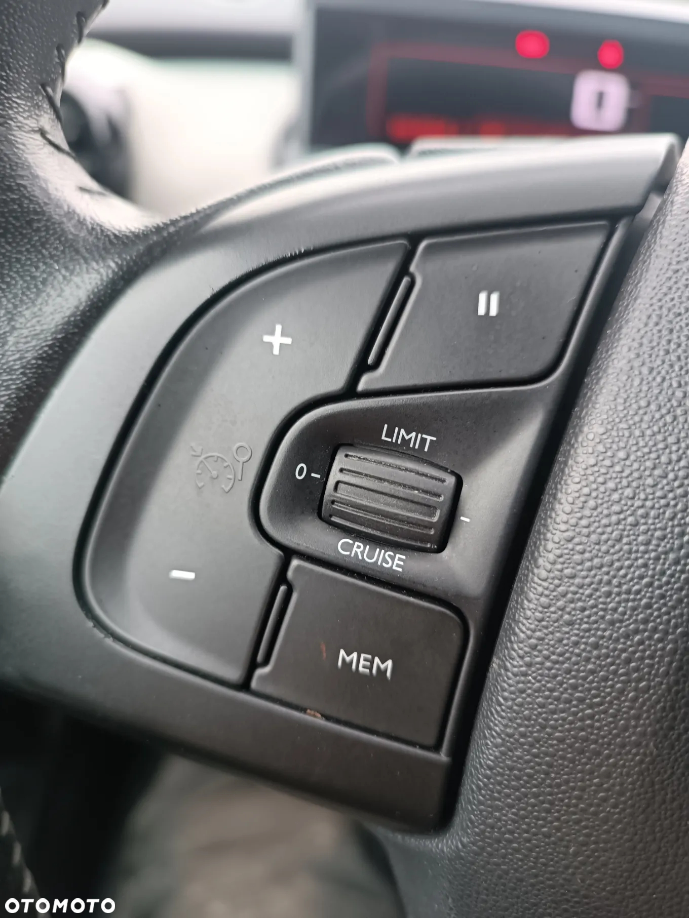 Citroën C4 Cactus 1.2 PureTech Shine Edition - 12