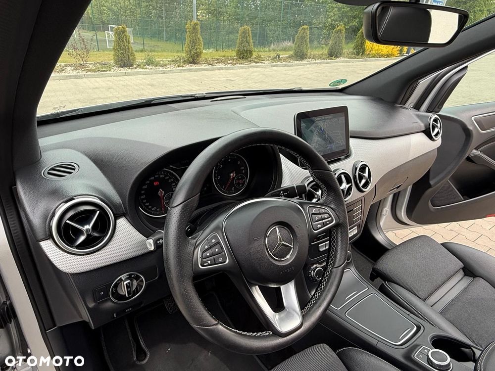 Mercedes-Benz Klasa B 180 (CDI) d 7G-DCT AMG Line - 29