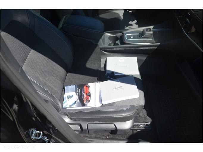 Nissan Qashqai 1.3 DIG-T MHEV N-Connecta Xtronic - 31