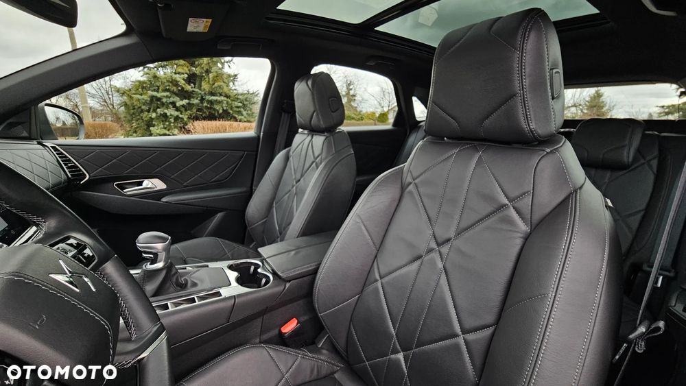 DS Automobiles DS 7 Crossback - 33