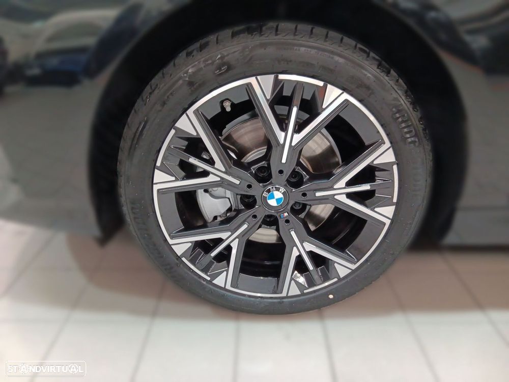 BMW 118 d Pack Desportivo M - 10