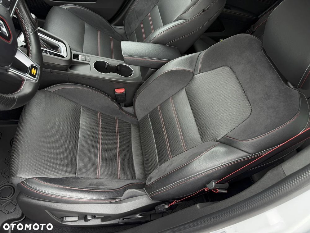 Renault Arkana TCe 140 EDC R.S LINE - 17