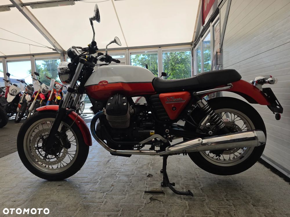 Moto Guzzi V7 - 13