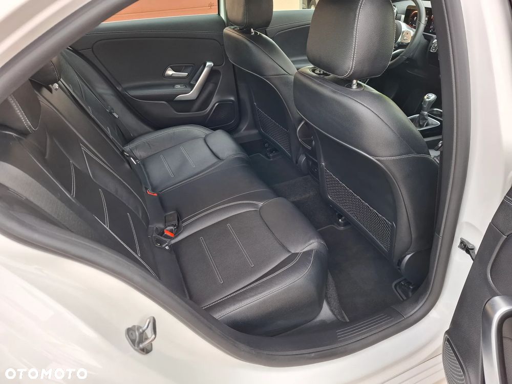 Mercedes-Benz Klasa A 200 AMG Line - 23