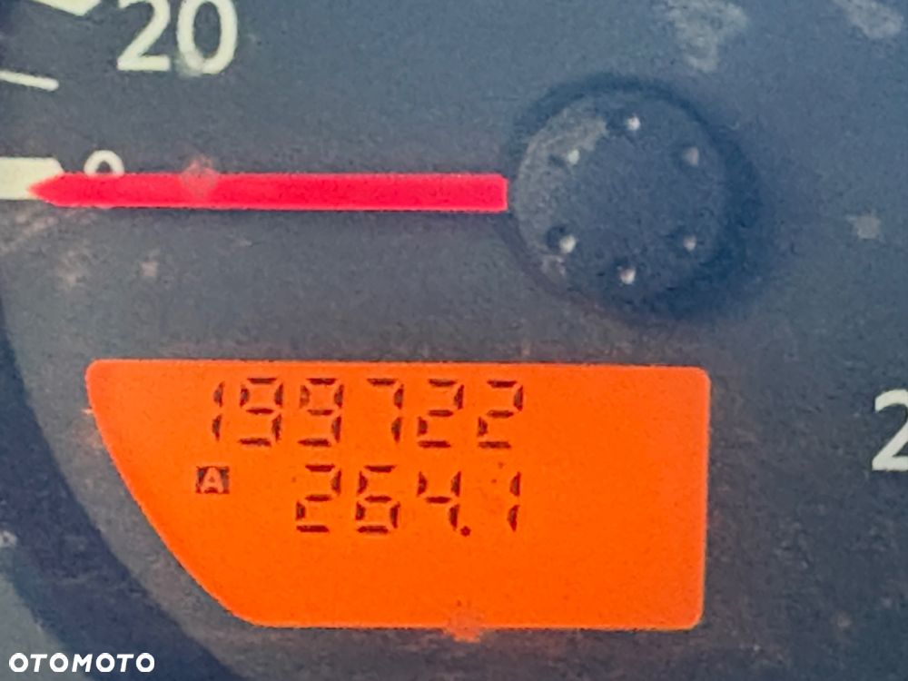 Nissan Navara - 8