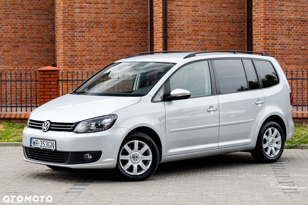 Volkswagen Touran 2.0 TDI DPF BlueMotion Technology DSG STYLE - 3