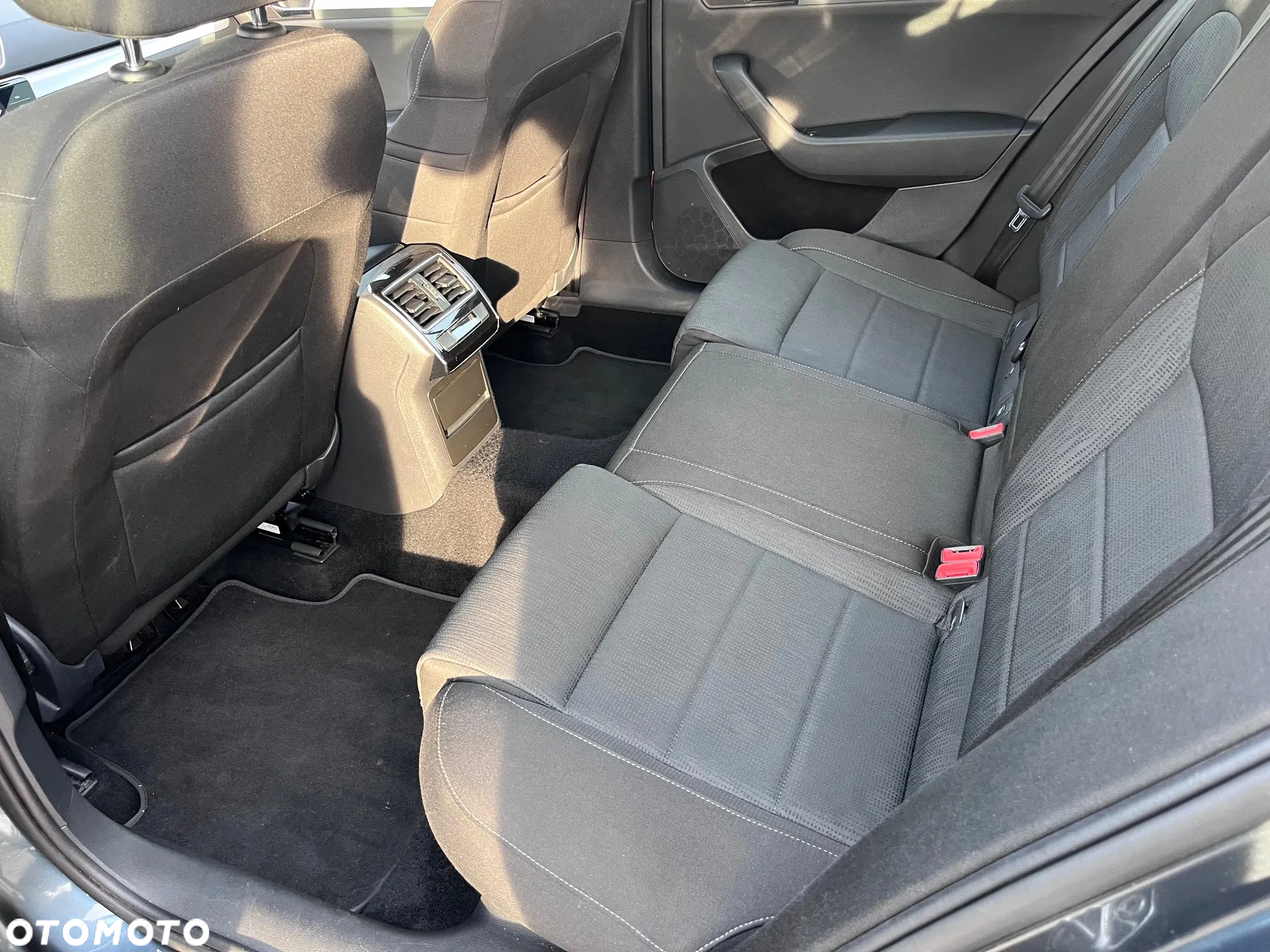 Skoda Superb 1.6 TDI Ambition DSG - 14